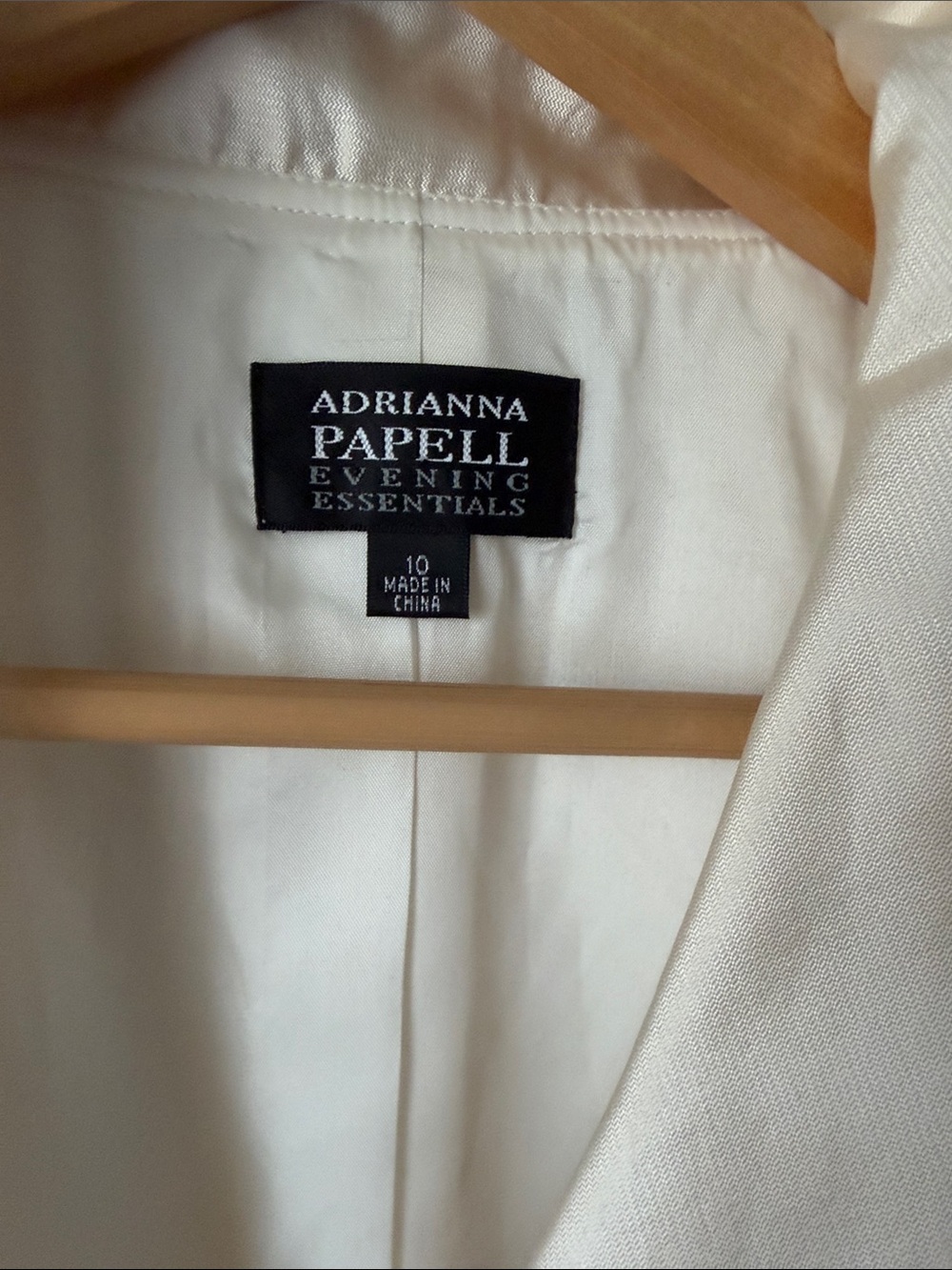 Adrianna Papell evening Cream Jacket with Black Embroidered Trim size 10 silk - Picture 3 of 7